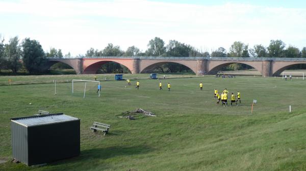 Boisko w Starym Raduszcu - Stary Raduszcu