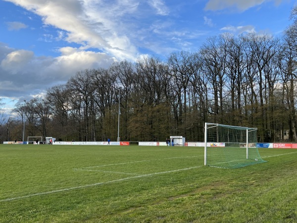 Sportplatz Waldweg - Kleinsteinhausen