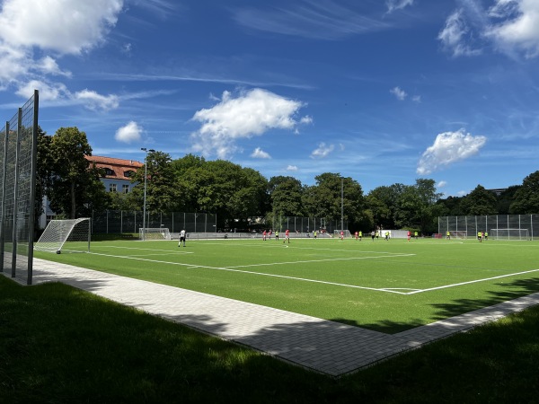 Sportplatz Rotenhäuser Damm - Hamburg-Wilhelmsburg