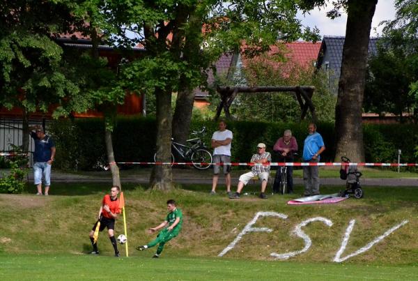 Sportplatz im Schloßpark - Faulenrost