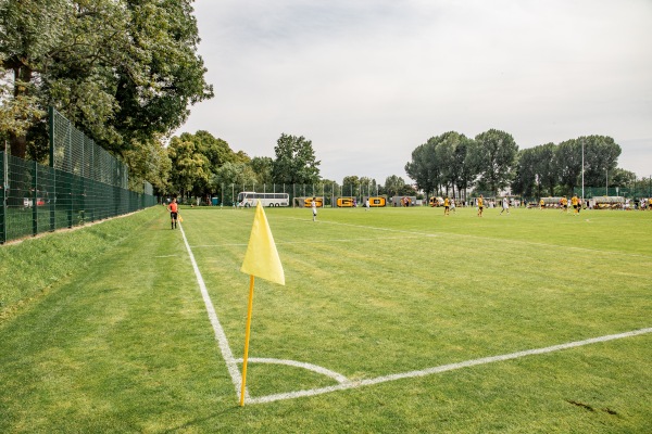 Sportpark Ostragehege Platz 20 - Dresden-Friedrichstadt