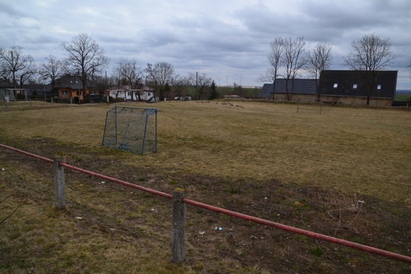 Sportplatz Unseburger Straße - Borne bei Staßfurt