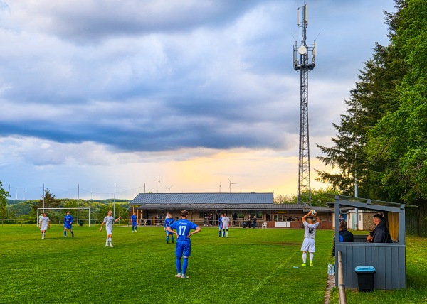 Sportplatz Auf Kiefern - Heimbach/Nahe