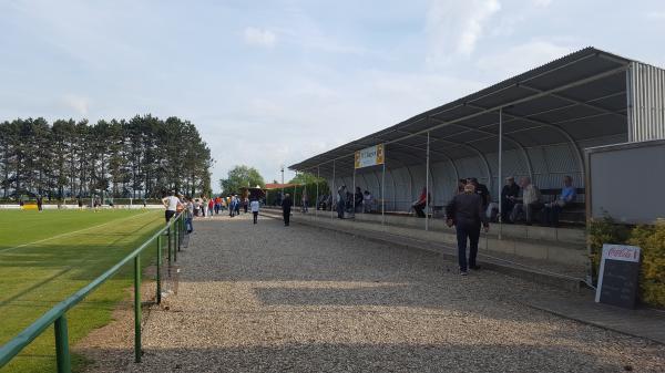 Heinrich-Mund-Stadion - Springe-Eldagsen