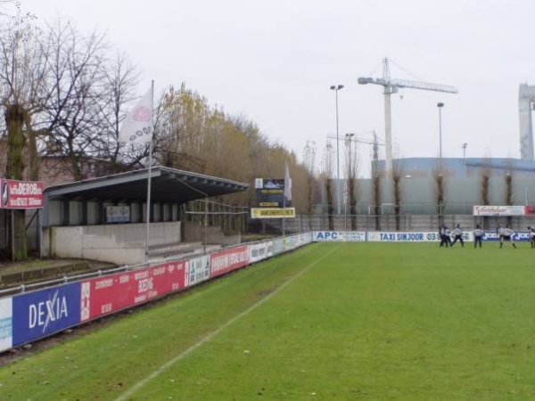 Stadion De Visputten - Antwerp-Hoboken