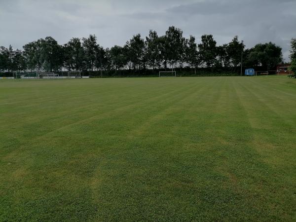 Stadion am Kellerberg Nebenplatz - Langweid/Lech-Achsheim