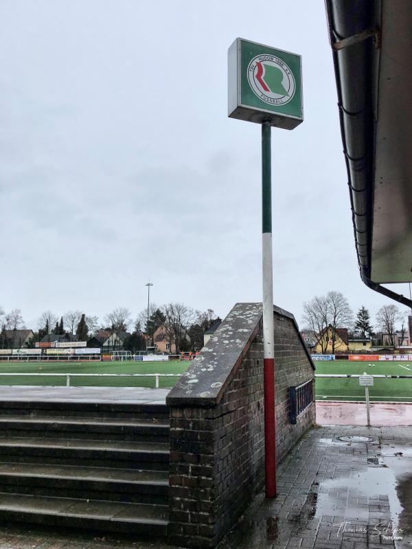 Sportplatz Stubenrauchstraße - Berlin-Rudow