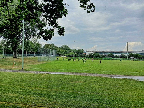 Iselstadion Nebenplatz - Neu-Ulm-Burlafingen