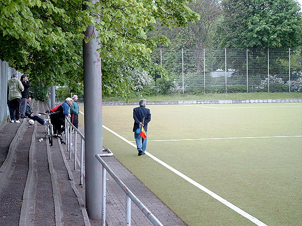 Poststadion Hatun-Sürücü-Platz - Berlin-Moabit