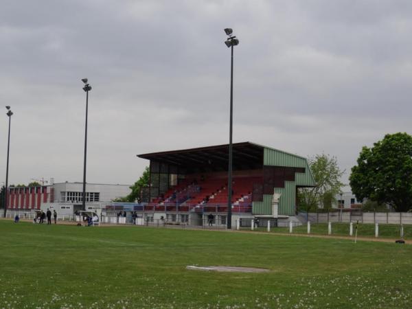 Alter Zustand (alte Tribüne)
