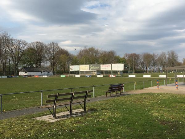 Sportpark Oranje Blauw '15 - Roerdalen-Posterholt