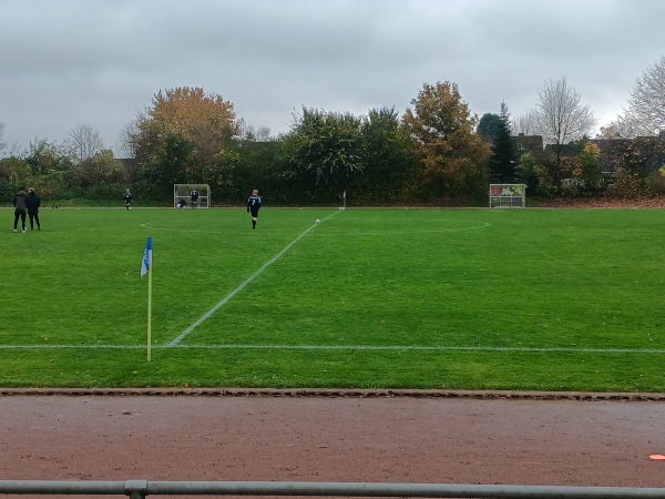 Schulsportanlage - Breitenfelde