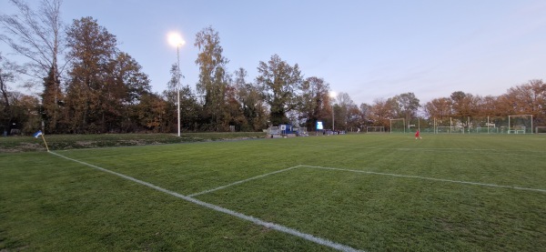 Sportplatz am Jahnhaus - Limbach-Oberfrohna