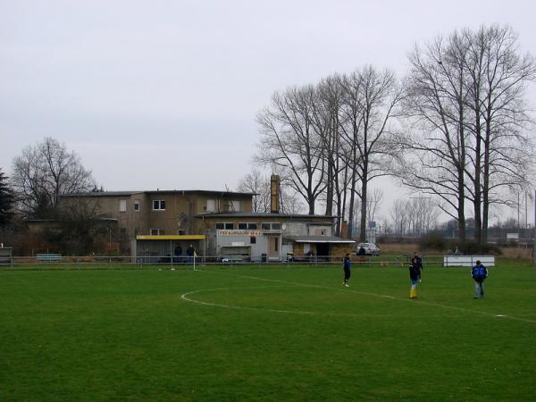 Sportanlage Am Angerteich - Schkeuditz-Kursdorf