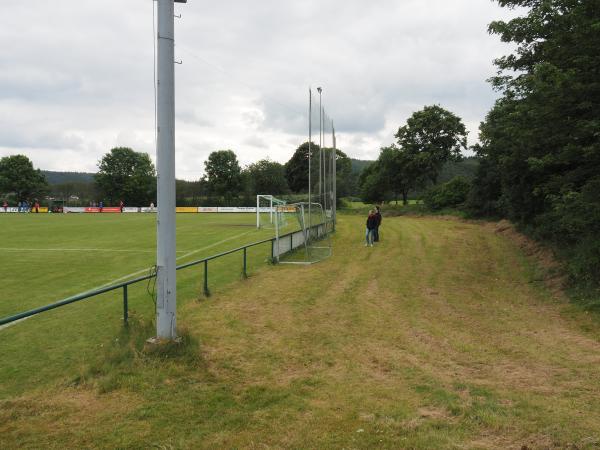 Sportplatz Schloßfeld - Medebach-Düdinghausen