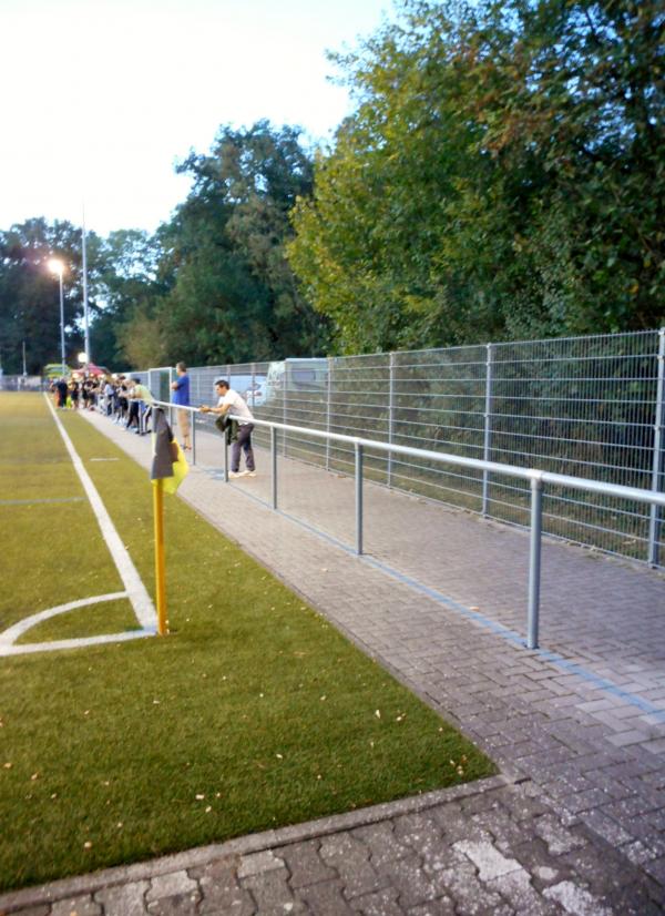 Friedrich Chomas Stadion am Eichelgarten - Haßloch