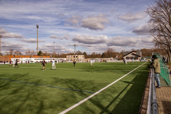 Jean-Löring-Sportpark Platz 2 - Köln-Zollstock