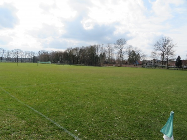 Sportanlage Dorfstraße C-Platz - Burgdorf-Heessel