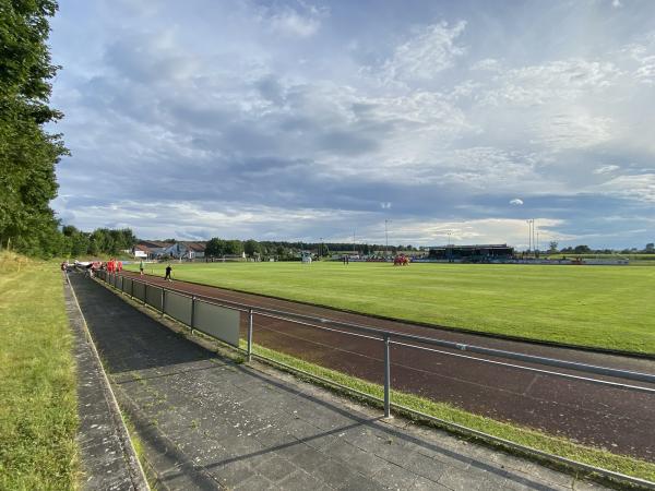 Konrad-Ammon-Platz im Sportzentrum - Fürth/Mittelfranken-Burgfarrnbach