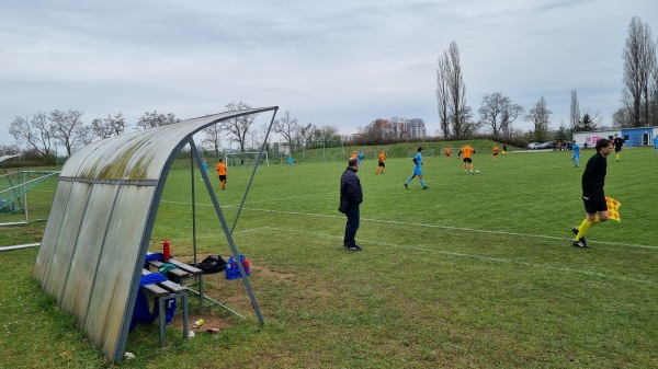 Stadion TJ Avia Čakovice - Praha-Čakovice