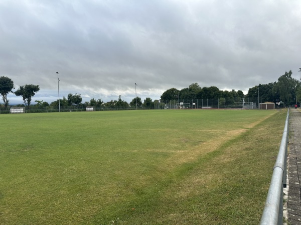 Sportanlage Schulstraße Platz 2 - Neuler