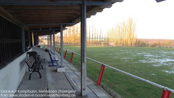 Glück-Auf-Kampfbahn Nebenplatz - Menteroda