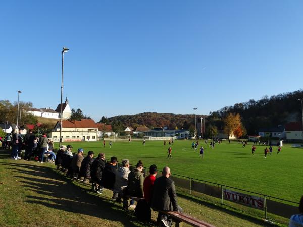 Weinbergstadion - Hannerdorf