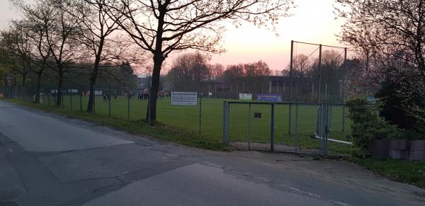 Sportplatz Bavostraße - Bielefeld-Babenhausen