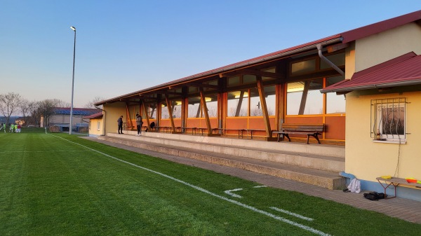 Falkenberg-Arena Nebenplatz - Donnersdorf