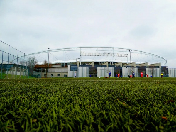 Bezirkssportanlage Neckarpark - Stuttgart-Bad Cannstatt