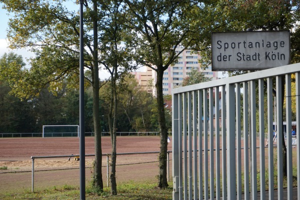 Sportplatz am Niehler Hafen - Köln-Nippes