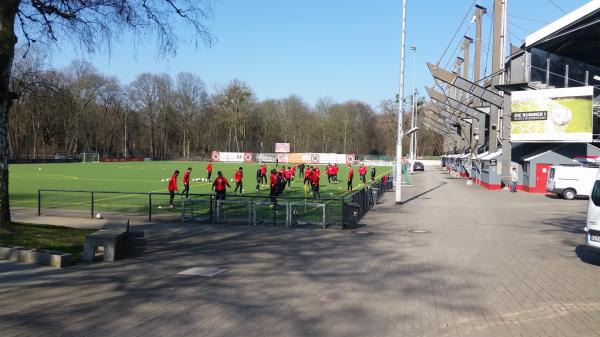 Sportpark Höhenberg Platz 2 - Köln-Höhenberg
