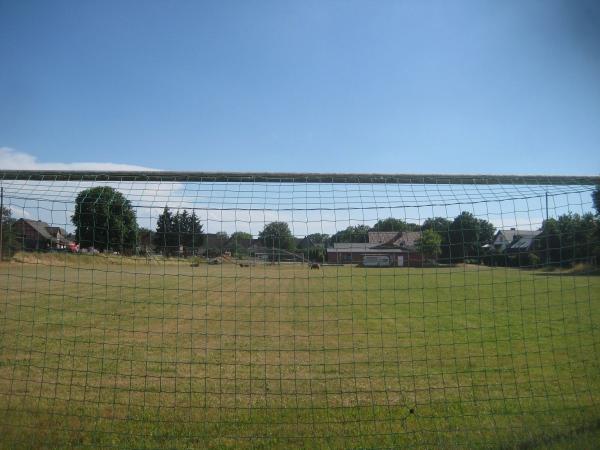 Sportplatz an der Schule - Lübbow