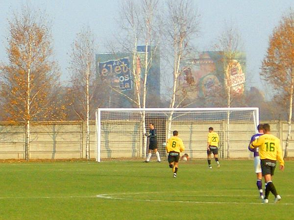 Szabadság utcai Stadion - Bõcs