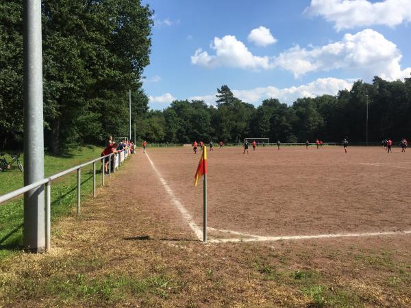 Sportplatz Im Lohnskotten - Köln-Dünnwald