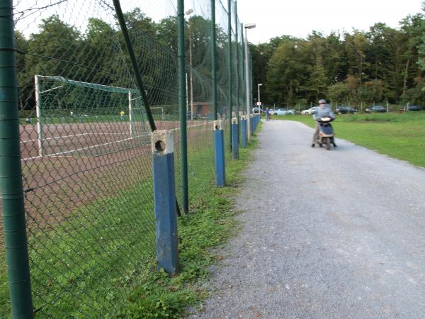 Sportplatz Im Wäldchen - Moers-Scherpenberg