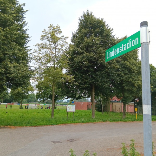 Lindenstadion Nebenplatz 2 - Rees-Haldern