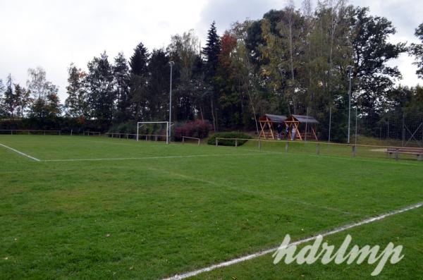 Sportplatz an der Hauptstraße  - Hartmannsgrün-Pfaffengrün