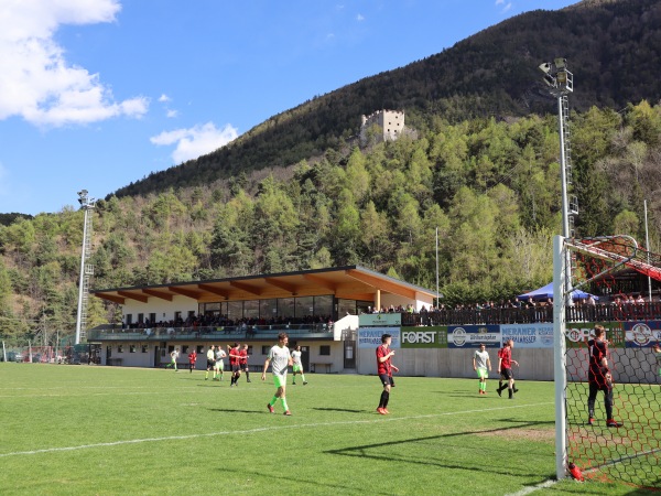 Sportplatz Morter - Latsch (Laces)