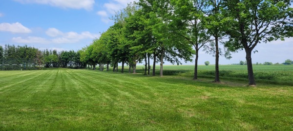 Sportplatz Großrettbach - Drei Gleichen-Großrettbach