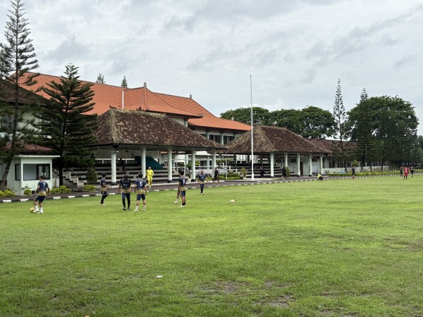 Lapangan sepak bola Korem - Denpasar, Bali