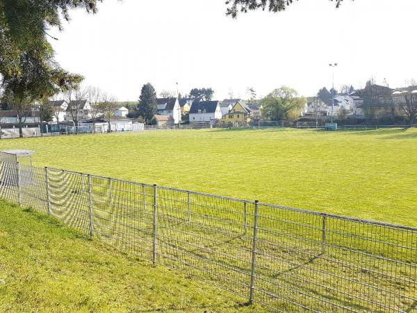 Sportplatz Edelweißstraße - Bad Nauheim-Schwalheim