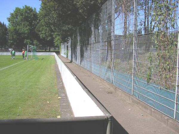 Bezirkssportanlage Warbruckstraße I / MTV-Stadion - Duisburg-Marxloh