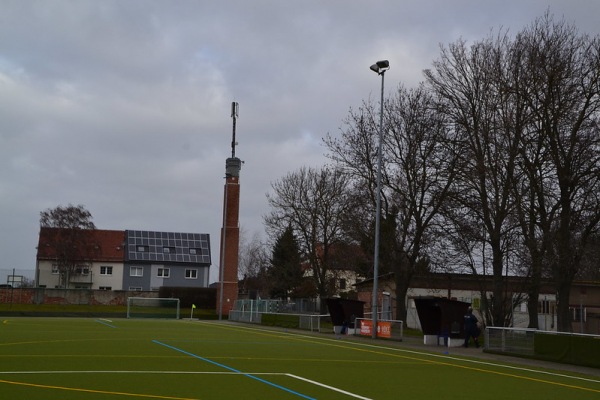 Guts-Muths-Stadion Nebenplatz - Magdeburg-Stadtfeld West