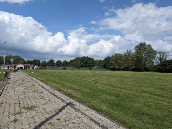 Sportplatz Emmerstedt B - Helmstedt-Emmerstedt