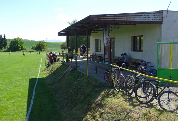 Futbalové ihrisko Rovensko - Rovensko
