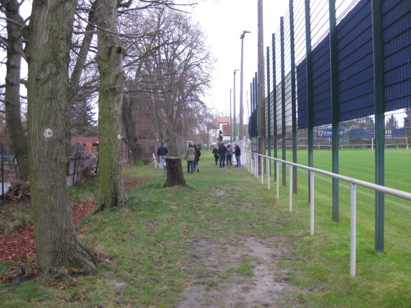 Sportplatz Straße der Einheit - Falkensee-Seegefeld