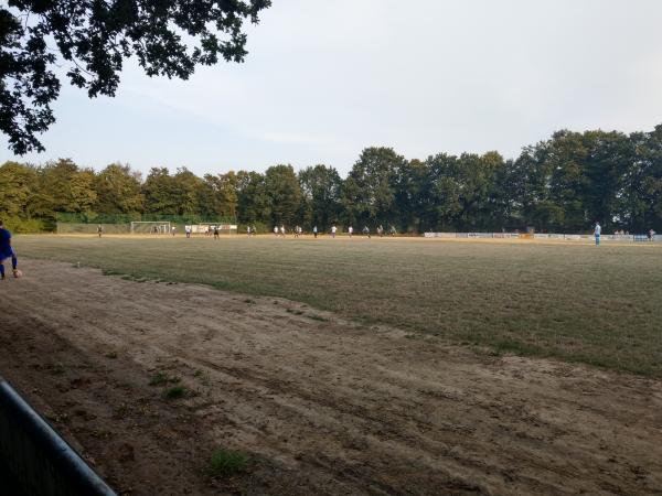Malefinkbach-Stadion - Linnich-Körrenzig