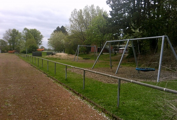 Sportplatz an der Grundschule - Sterley