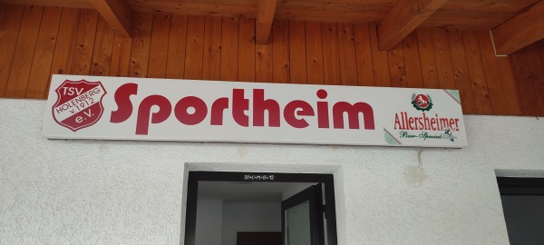 Sportplatz Försterei - Holenberg